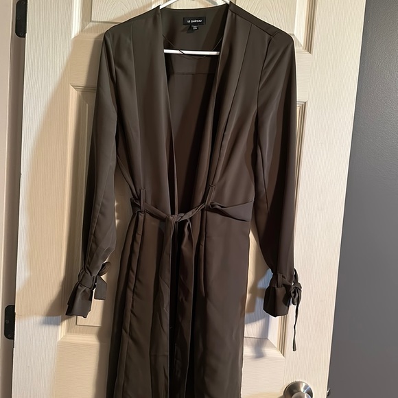 Le Château Blazer - Picture 1 of 5